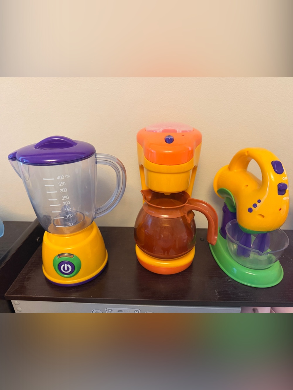 Kitchen appliances play set for kids